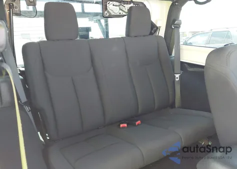 2015 Jeep Wrangler Sport z USA, uszkodzony, nr VIN 1C4AJWAG6FL749540